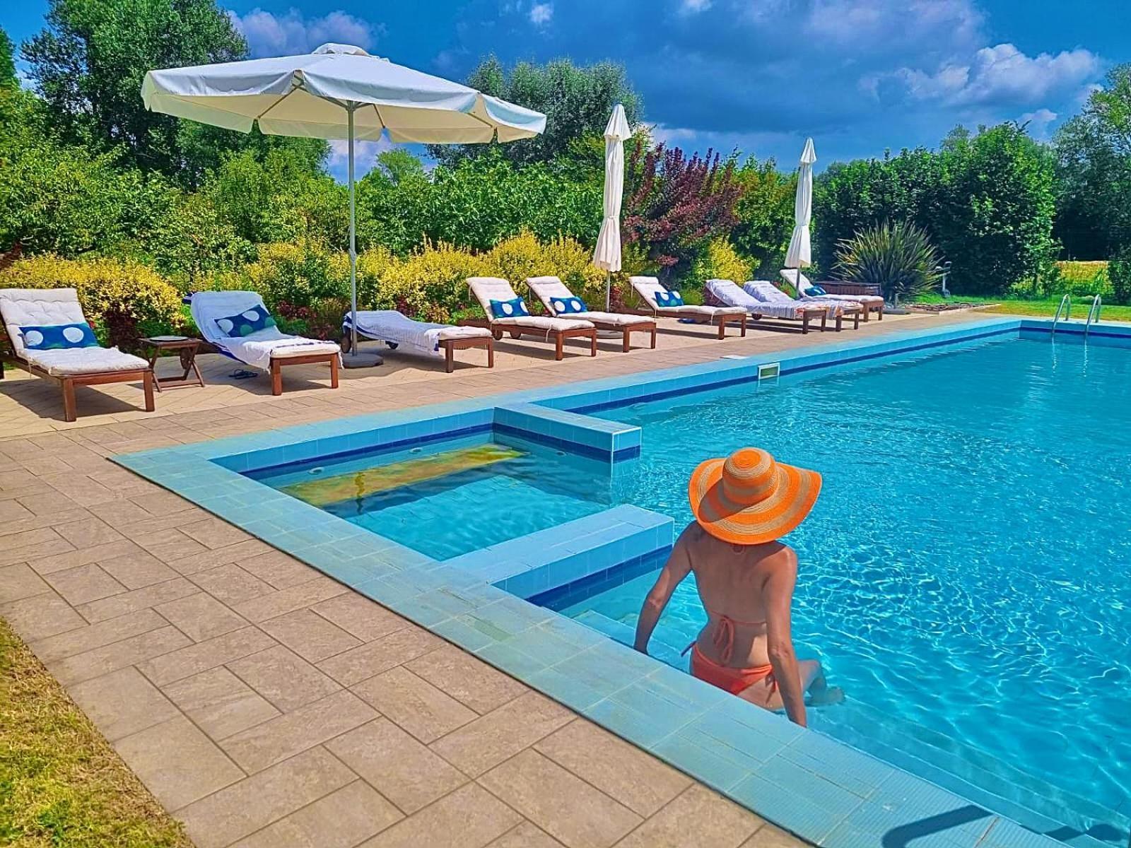 מירה Ca' Leone - Regina Vittoria - Apartment With Pool מראה חיצוני תמונה